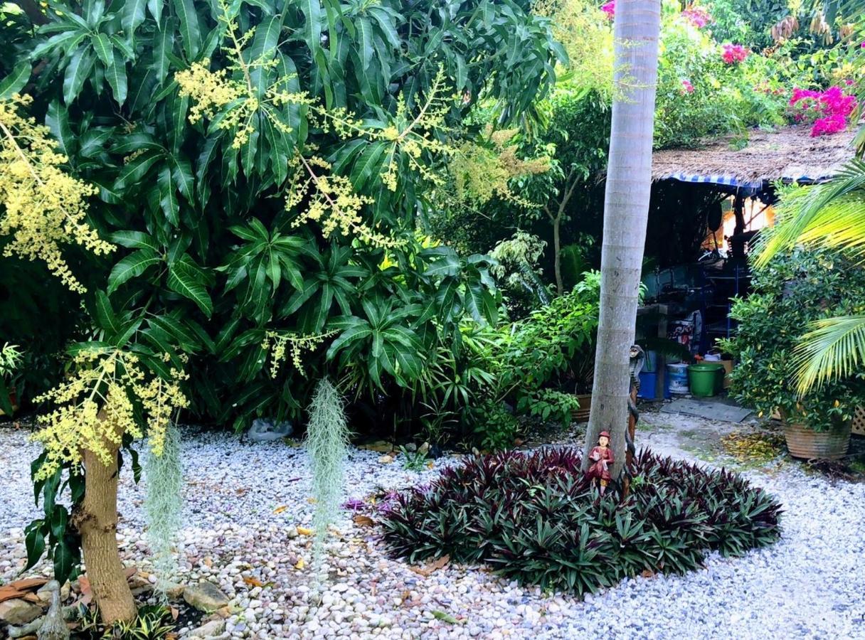 Daisy'S 2 Bedroom Family Home For Up To 5 Guests With Garden & Bbq Ко-Самед Экстерьер фото
